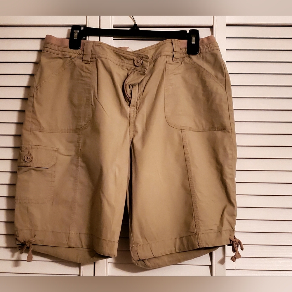 St. John's Bay Women Shorts